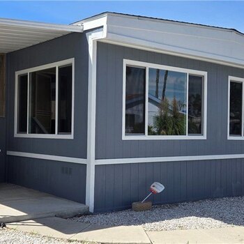 Thumbnail of mobile home