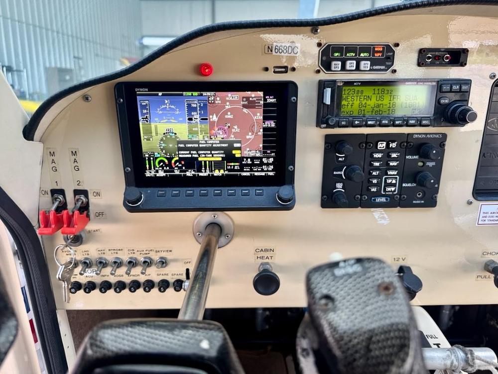 N668DC_8.jpg
