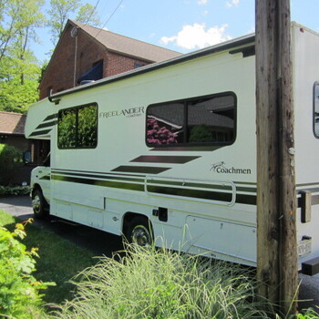 Thumbnail of RV