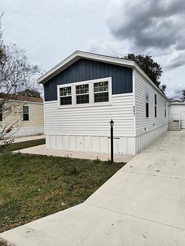 Thumbnail of mobile home