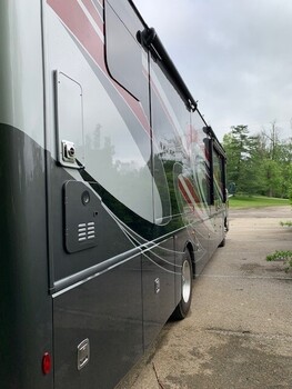 Thumbnail of RV