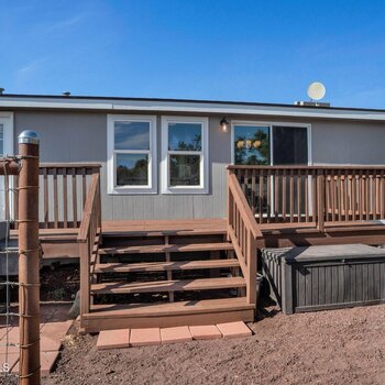 Thumbnail of mobile home