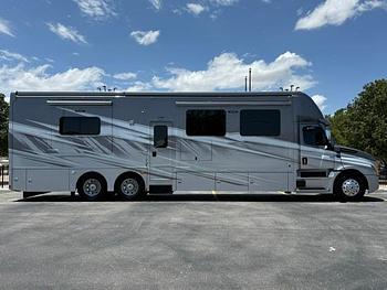 Thumbnail of RV