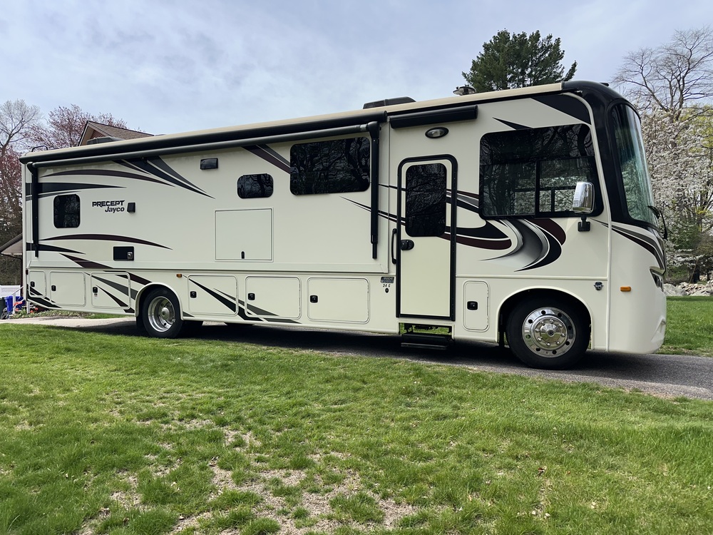 Photo of Rv
