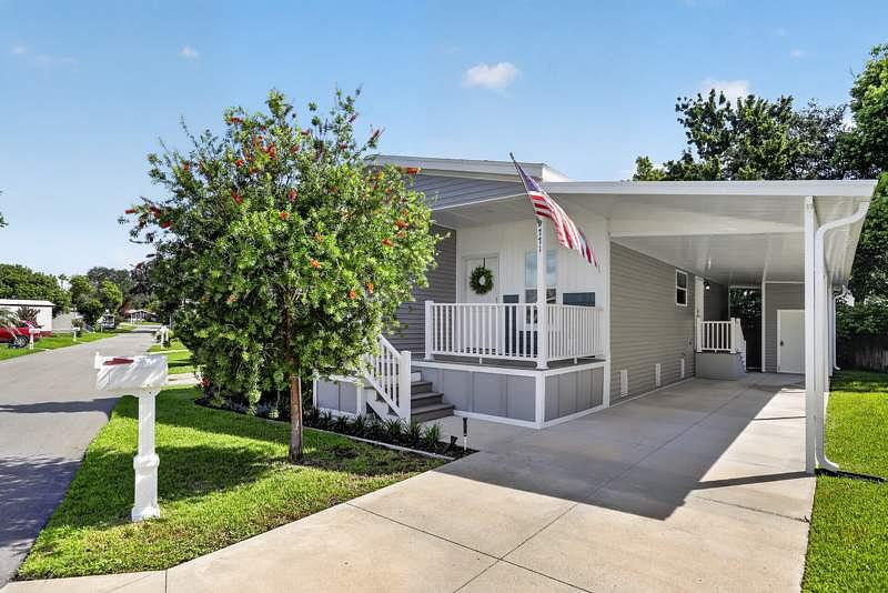 Photo of Mobile Home