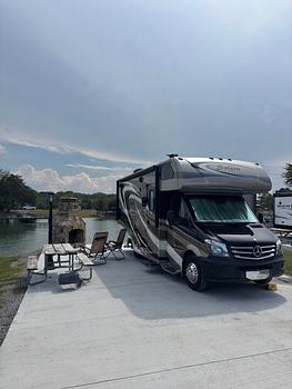 Thumbnail of RV