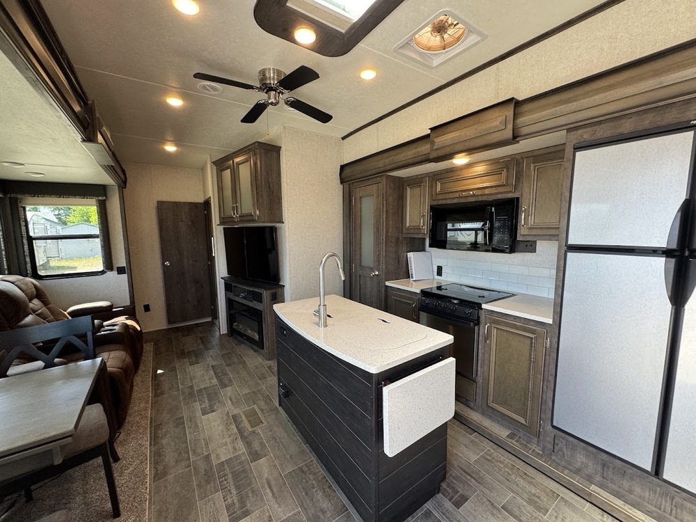 Photo of Rv