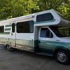 RV for Sale: 2000 26 5 MID BATH