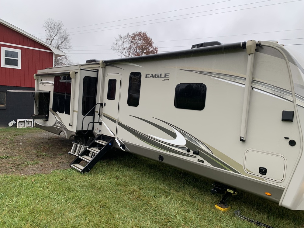 Photo of Rv