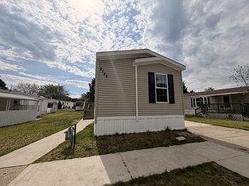 Thumbnail of mobile home