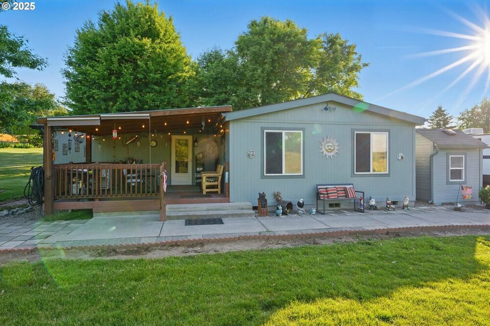 Photo of Mobile Home