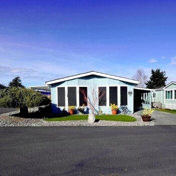 Thumbnail of mobile home