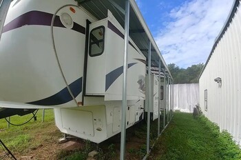 Thumbnail of RV