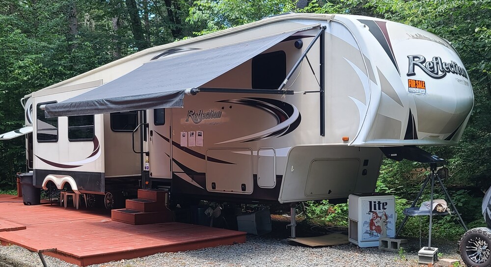 Photo of Rv