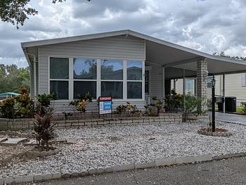 Thumbnail of mobile home