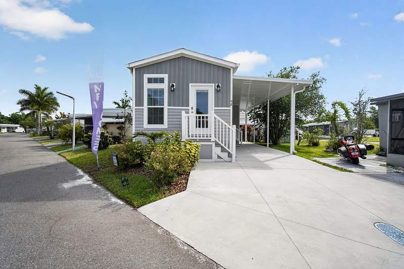 Photo of Mobile Home