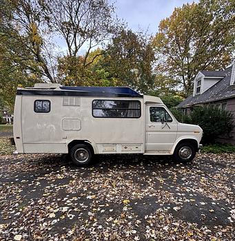 Photo of Rv