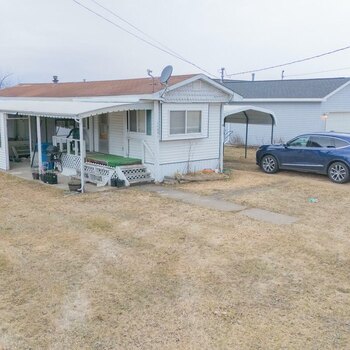 Thumbnail of mobile home