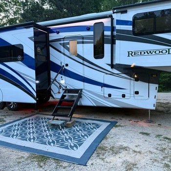 Thumbnail of RV