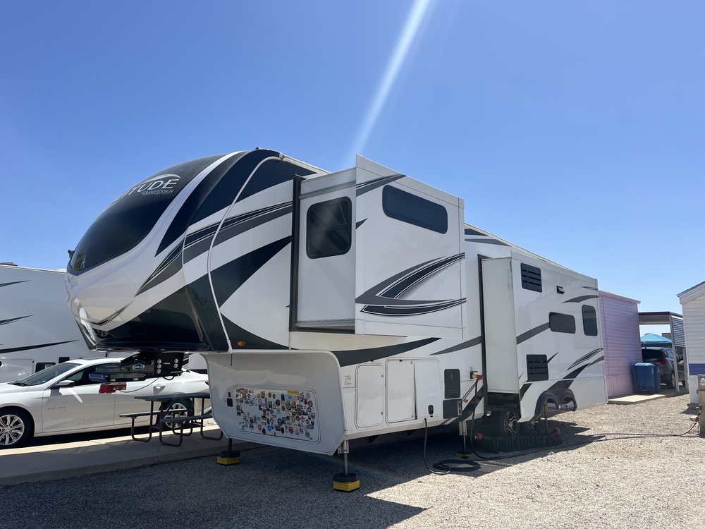 Photo of Rv