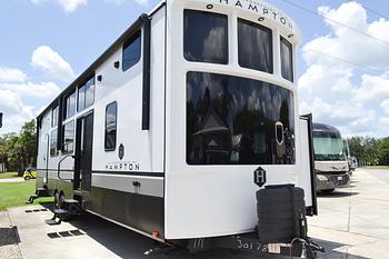 Thumbnail of RV