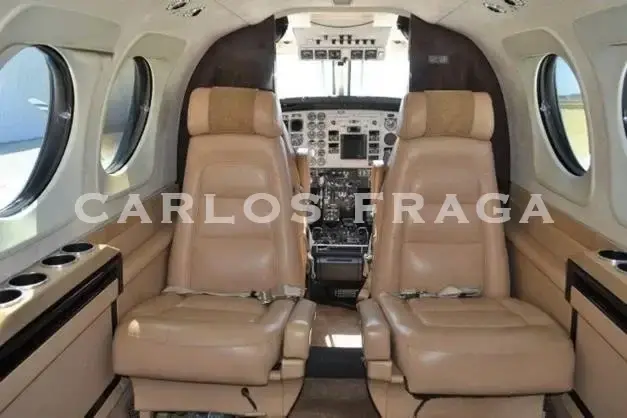 7471/beechcraft-king-air-c90b-2002-flightmarket-id-7471-34417.webp