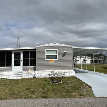 Thumbnail of mobile home
