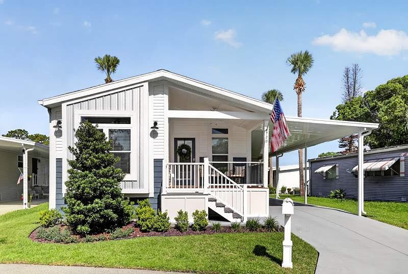 Photo of Mobile Home