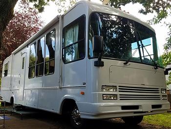 Thumbnail of RV