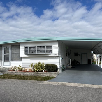 Photo of Sweet Open-Plan 2 Bed/2 Bath with Enclosed Porch