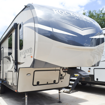 Thumbnail of RV