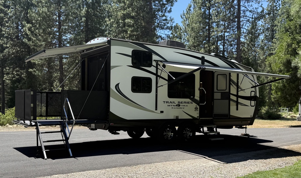 Photo of Rv