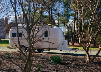 Thumbnail of RV