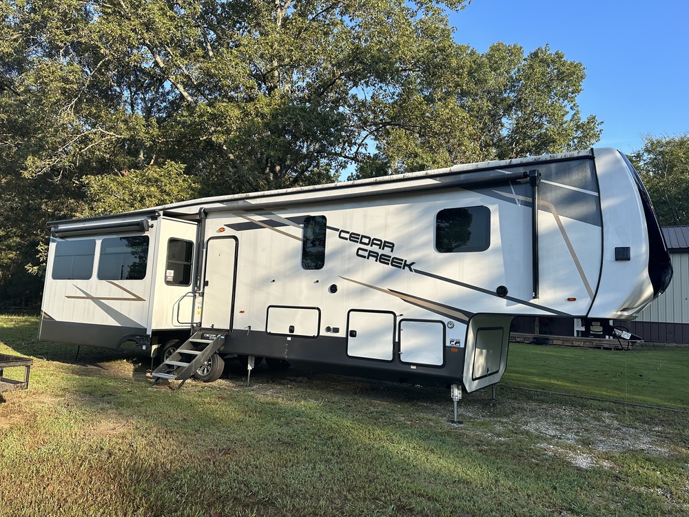 Photo of Rv