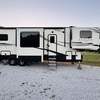 RV for Sale: 2019 ALPINE 3700FL