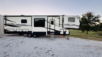 Thumbnail of RV