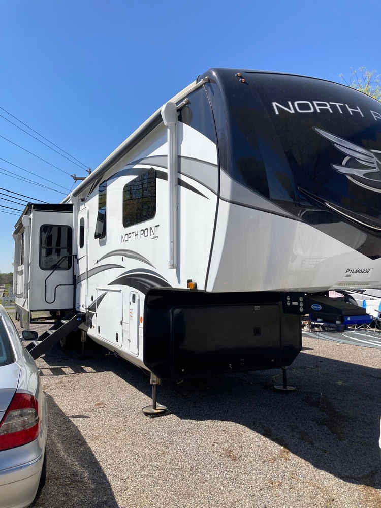 Photo of Rv
