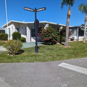 Thumbnail of mobile home