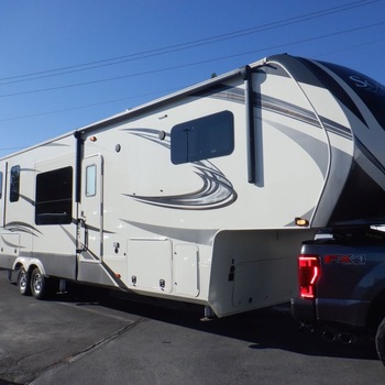 Thumbnail of RV