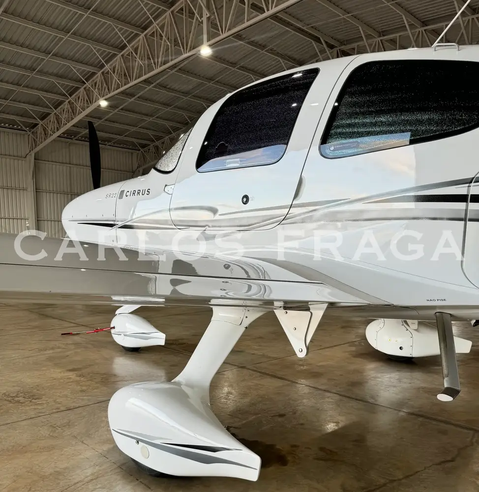 7442/cirrus-sr22-g3-2011-flightmarket-id-7442-06034.webp
