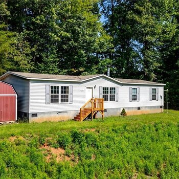 Thumbnail of mobile home