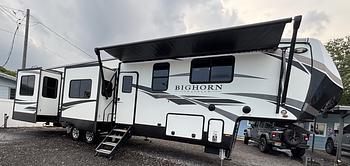 Thumbnail of RV