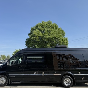 Thumbnail of RV