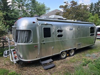 Thumbnail of RV