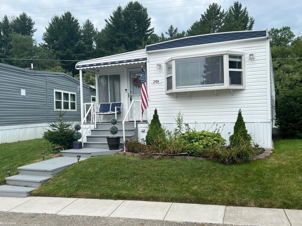 Photo of Mobile Home