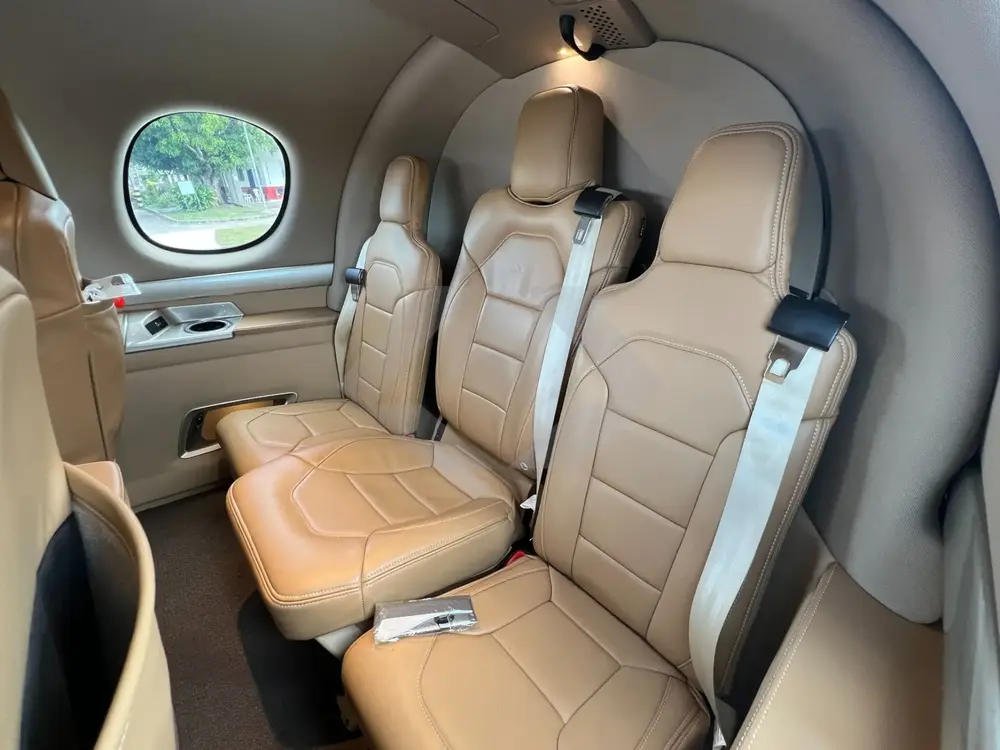 7913/cirrus-vision-jet-g2-plus-2022-flightmarket-id-7913-33198.webp