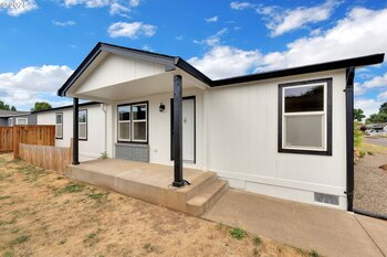 Thumbnail of mobile home