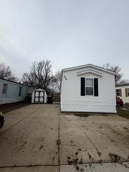 Thumbnail of mobile home