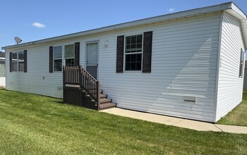 Thumbnail of mobile home