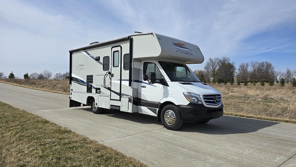 Photo of Rv